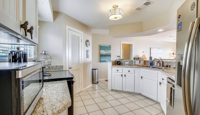 Beachfront Seashell by Ryson Vacation Rentals in Galveston