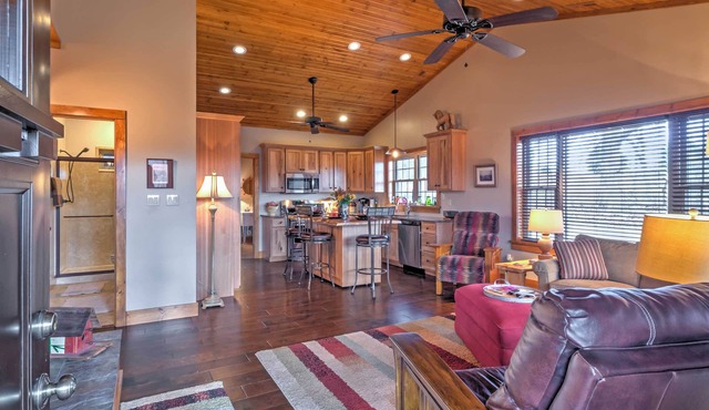 Beautiful Makanda Cabin in Shawnee National Forest in Makanda