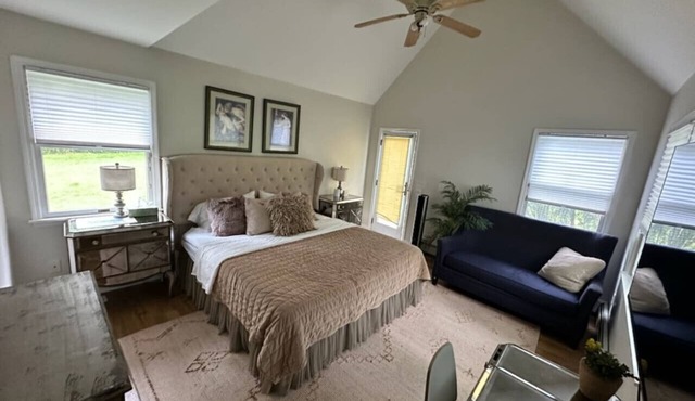Beautiful Private Room Near Stony Brook University in Stony Brook
