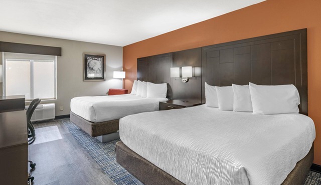 Best Western Plus Lee's Summit Hotel & Suites in Lee's Summit
