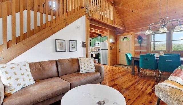 Bilbo Baggins New River Cabin. A charming escape inspired by the Shire. in Max Meadows