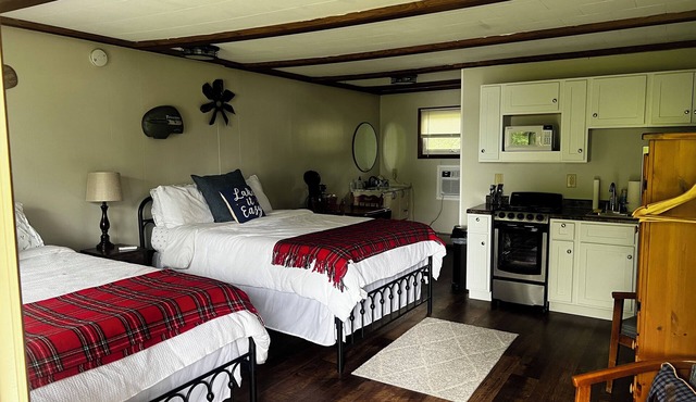 Birch Point Resort Kitchenette #14 - Lake Nelson, Hayward in Hayward