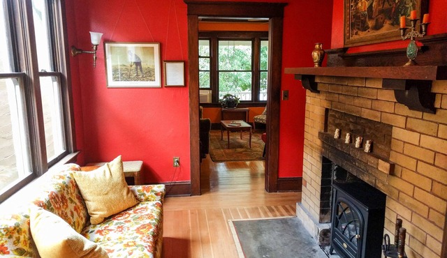 Bluebird Guesthouse in Portland