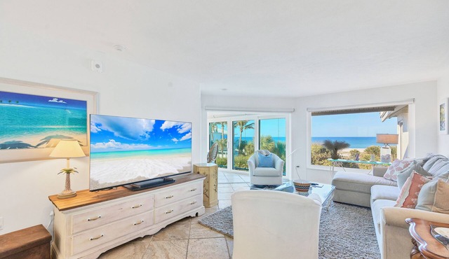 Boca Grande Club Condo Sleeps 4 - Panoramic Ocean Sunsets - All Reviews Perfect! in Boca Grande
