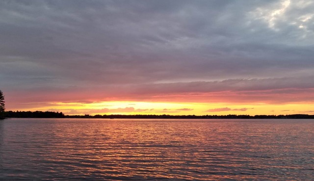 Cabin 3 w/Dock Access *BEAUTIFUL LAKE VIEW* in Macomb