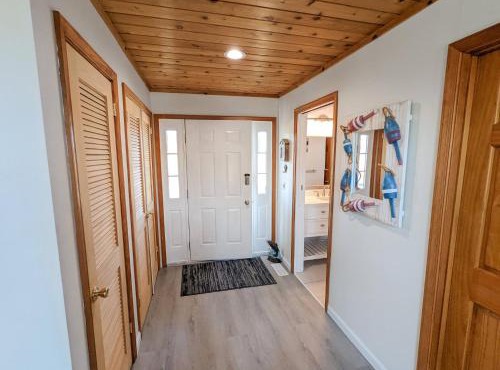 Cedar Cove - Waterfront home with Fire pit! in Deep Hole