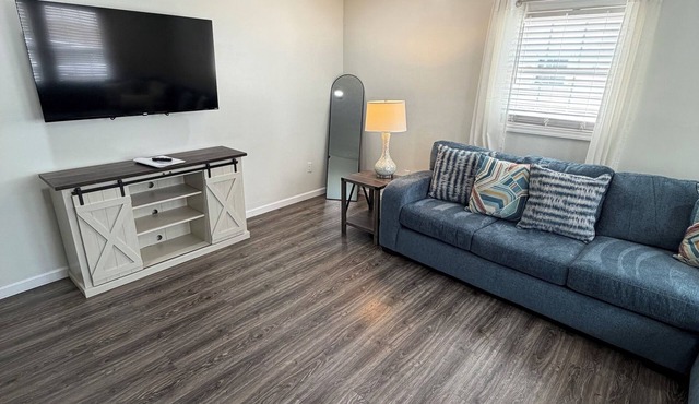 Central Location- Updated 3 Bed 2 Bath in Xenia