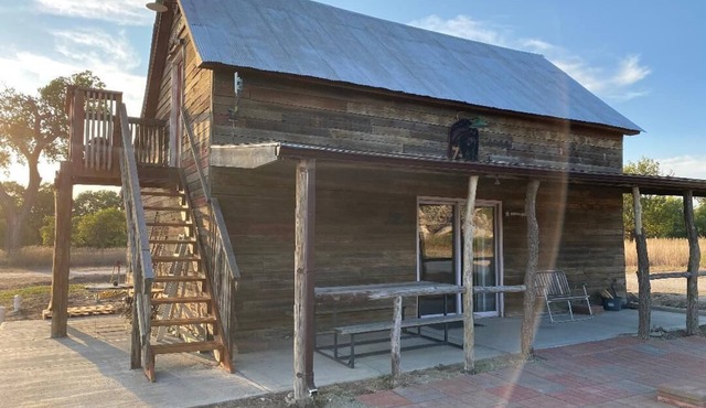 Charming 2-bedroom cabin in rural Penokee in Penokee