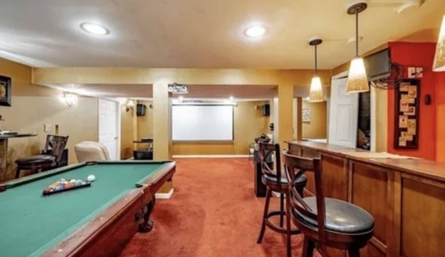 Charming and Spacious 3-bedroom house with WiFi, AC in a quiet environment in Ware