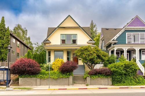 Charming Capitol Hill Craftsman in Seattle