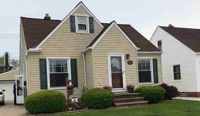 Charming, Cheerful 3 Bdrm Smoke Free Parma Residential Home in Parma