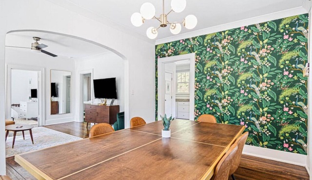 Charming House - 5 Minutes to Downtown Chattanooga & Aquarium in Chattanooga