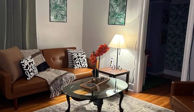 Chic Madison Parkview in Albany