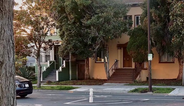 Comfortable 2BR Apt near BART & UC Berkeley in Berkeley