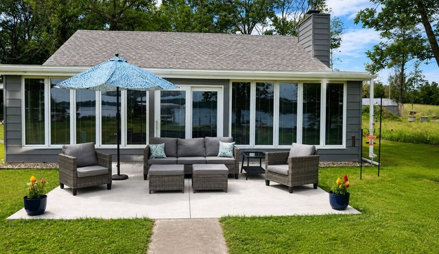 Cozy 3-bedroom cabin on Cedar Lake in Star Prairie