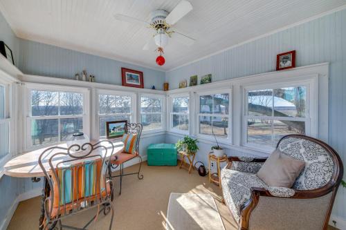 Cozy Augusta Home w/Porch: Walk to Katy Trail! in Augusta