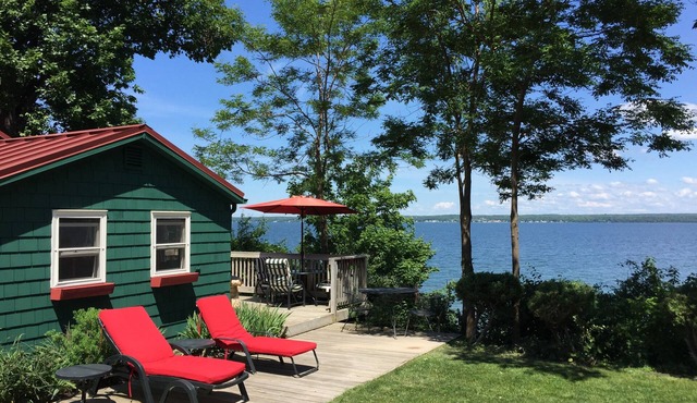 Cozy Cabin With 165 Ft Beach in the heart of FLX wine country! ALL are welcome! in Penn Yan