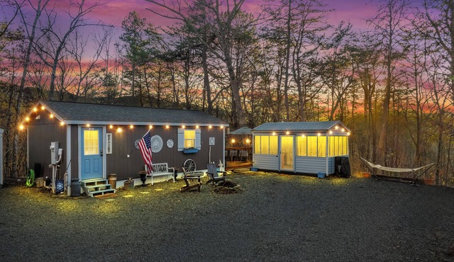Cozy Mountain Cabin with Firepit, Hammock & Craft Studio Near Waterfall Hike in Bryson City