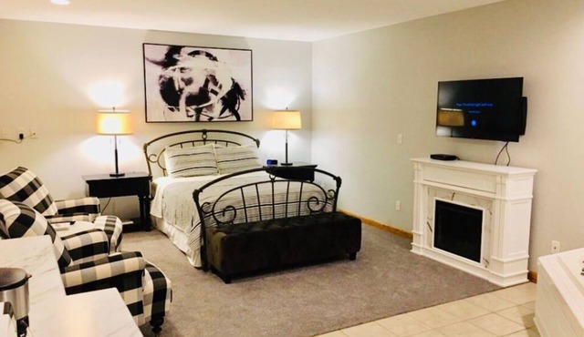 Cozy Spaces Suite w/Jacuzzi/Downtown Berlin in Berlin