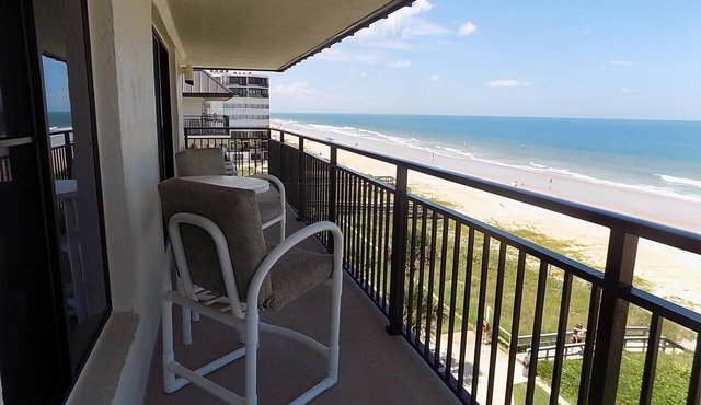 "Dolphin Lookout" Indies House ocean front condo with gorgeous beach views in Ormond Beach