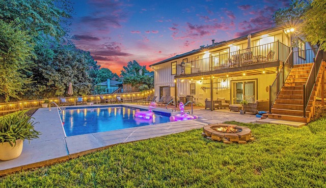 Dream pool house with game room in Omaha