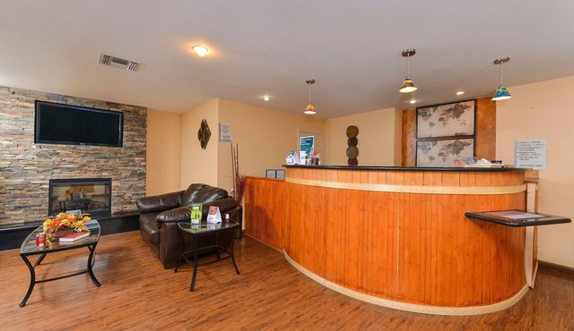 Econo Lodge Junction in Junction
