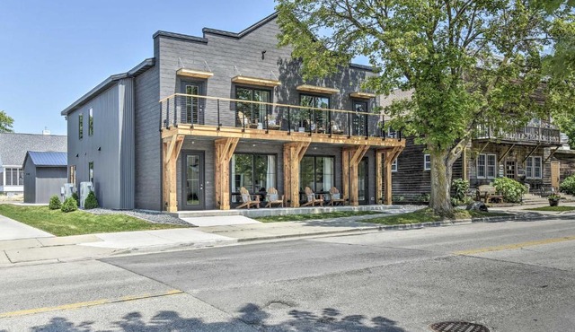 Elkhart Lake Townhome - 3 Mi to Road America! in Elkhart Lake