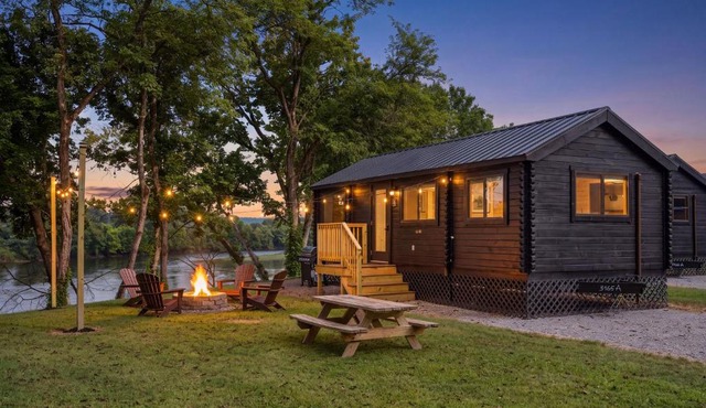 Ember Shoals Resort On the White River, Cotter AR in Cotter