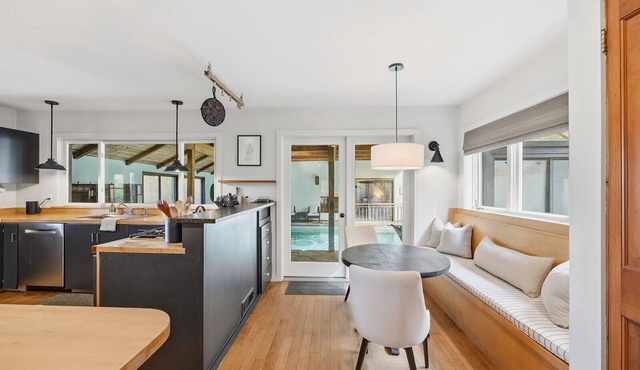 Expansive Mountainside Escape by Evergreen Home in West Stockbridge