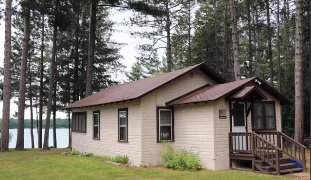 Fishermans Cottage on Big Arbor Vitae Lake in Woodruff