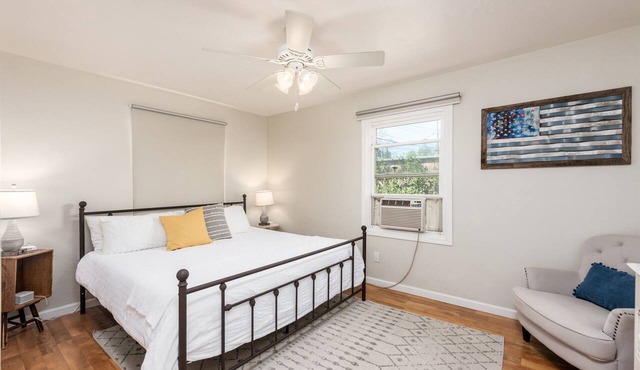 French Oak Cottage | Walk to Downtown Wine, Food, Shops, & Music | Pet-Friendly in Lodi