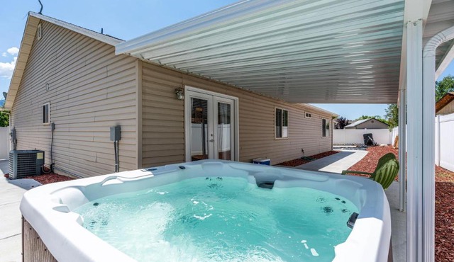 Fully Stocked Home with Hot Tub and Private Yard in Ogden