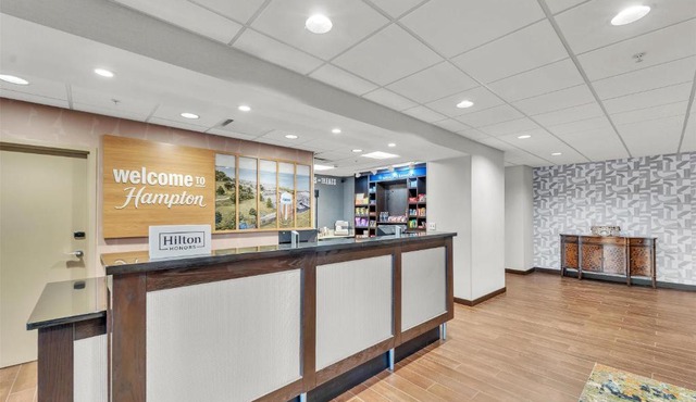 Hampton Inn & Suites Kenosha Pleasant Prairie in Kenosha