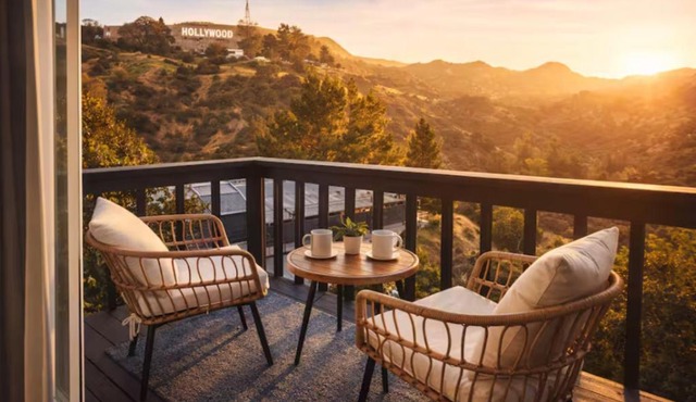 Hillside Retreat with Balcony Views of the Hollywood Sign in Los Angeles
