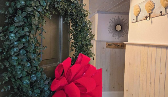 HOLIDAYS on #1 HARBOUR TOWN GOLF-NO STAIRS TO ENTER-BEACH GEAR-GASGRILL-2K-Q-XLT in Hilton Head Island