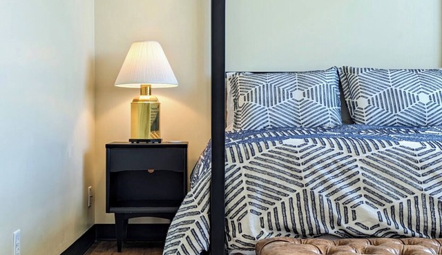 Huron's Hidden Gem: 1 Bedroom Oasis with amenities in Huron