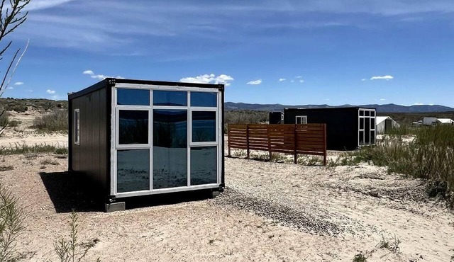 Incredible Mirror Pod Right Next to the Water of Yuba Lake for a Romantic Getaway in Utah in Levan