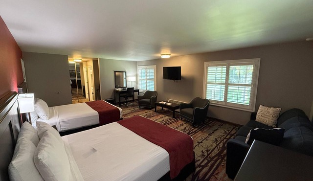 Laguna Hills Lodge in Laguna Hills