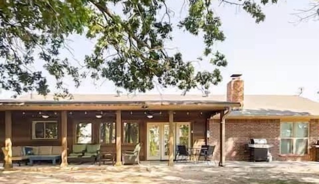 Lake Eufaula Waterfront Retreat: Boat Slip & nearby Sandy Beaches! in Checotah