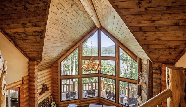 Lake Front Log Cabin with Double Decker Dock&Mtn. Views in Nebo