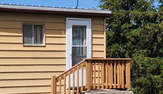 Lake Mac Lodge #3 - A welcoming cabin with AC in charming Lemoyne in Lemoyne