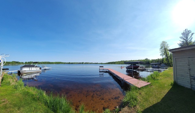 Lakefront Cottage Retreat in Charming Mountain! in Suring