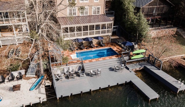 Lakefront -Heated Pool -EV Charger -Dock -Fire Pit -Kayaks -Game Room in Waleska