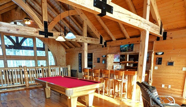 Loft Guest House w/Private Dock & River Views in Park Rapids