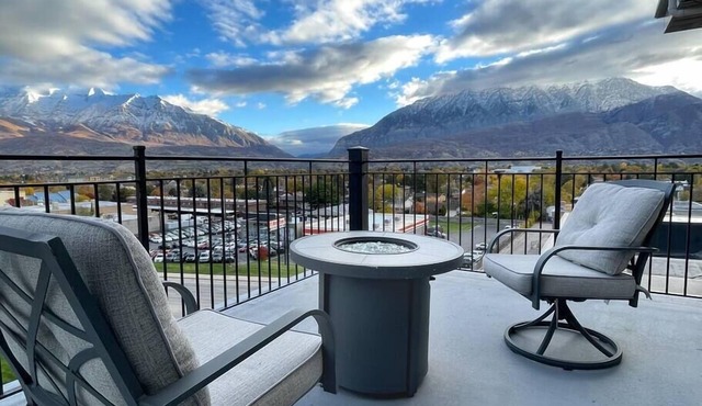 Low Cleaning Fee Skylit Serenity Penthouse in Orem