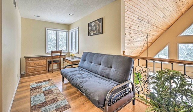 Luxurious Neillsville Retreat on Lake Arbutus in Neillsville