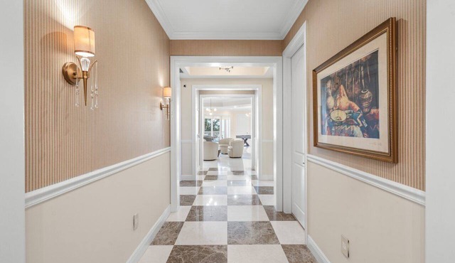LUXURY 4-Ensuites Beach condo in Jupiter 100 Yards to Ocean!Ocean Views! in Jupiter