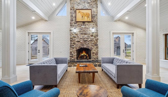 Majestic Equestrian Estate in Dickerson