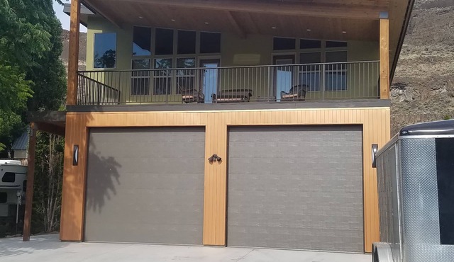 Mid Century Modern Sunland Escape in Quincy