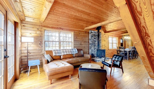 Modern Log Cabin with Vineyard Views in Penn Yan
